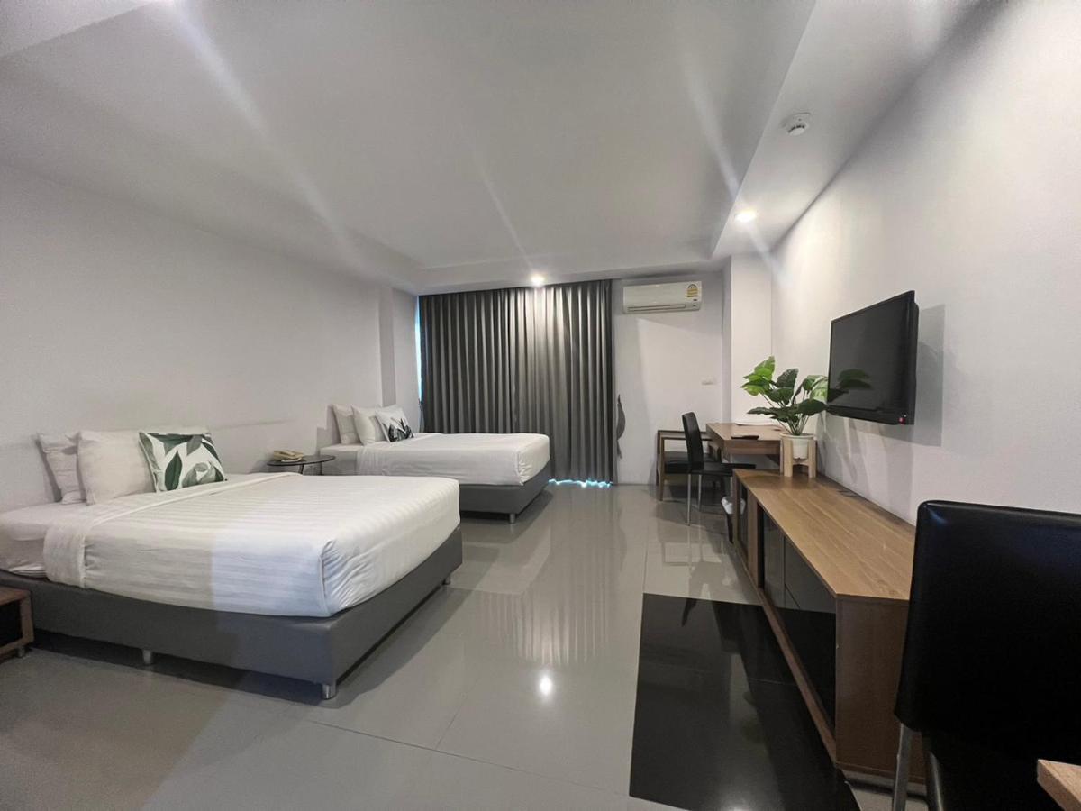 Grand Ever 9 Condotel Nakhonratchasima Buitenkant foto