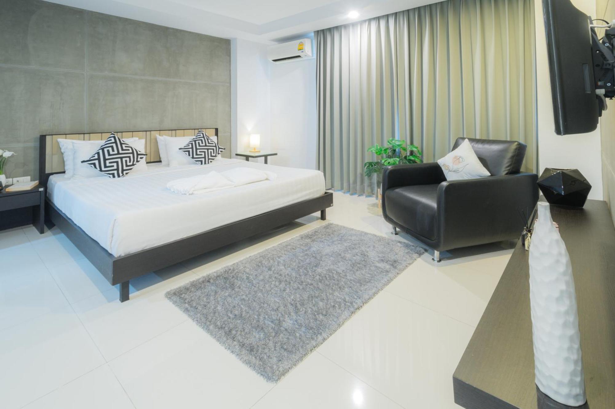 Grand Ever 9 Condotel Nakhonratchasima Buitenkant foto