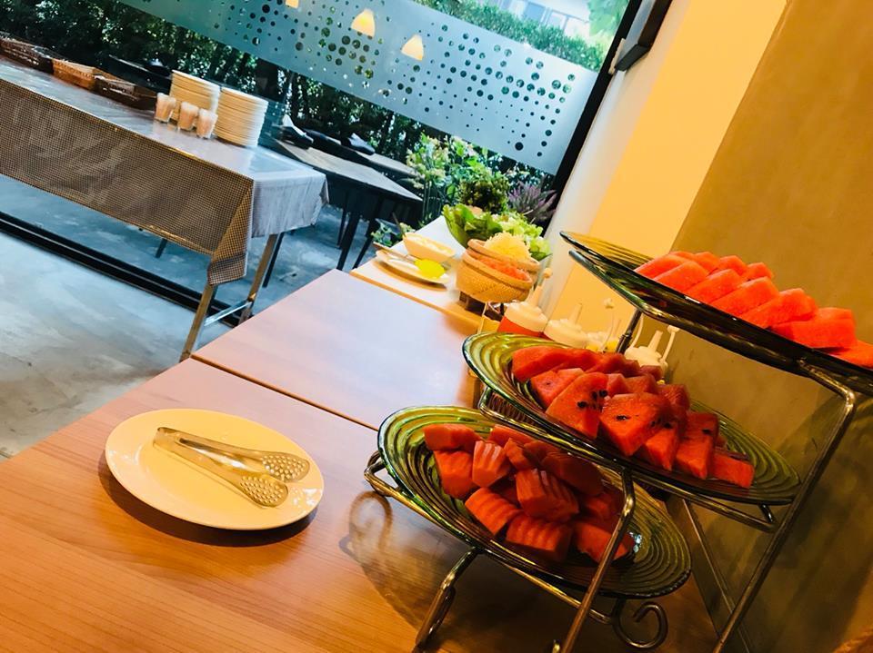 Grand Ever 9 Condotel Nakhonratchasima Buitenkant foto