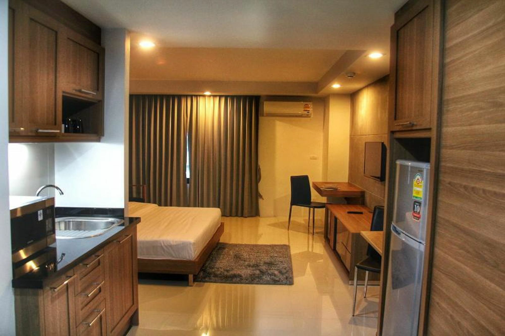 Grand Ever 9 Condotel Nakhonratchasima Buitenkant foto